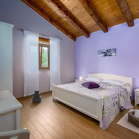 Сasa de vacaciones Oliveta Pula