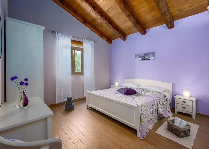 Σπίτι διακοπών Oliveta Πούλα